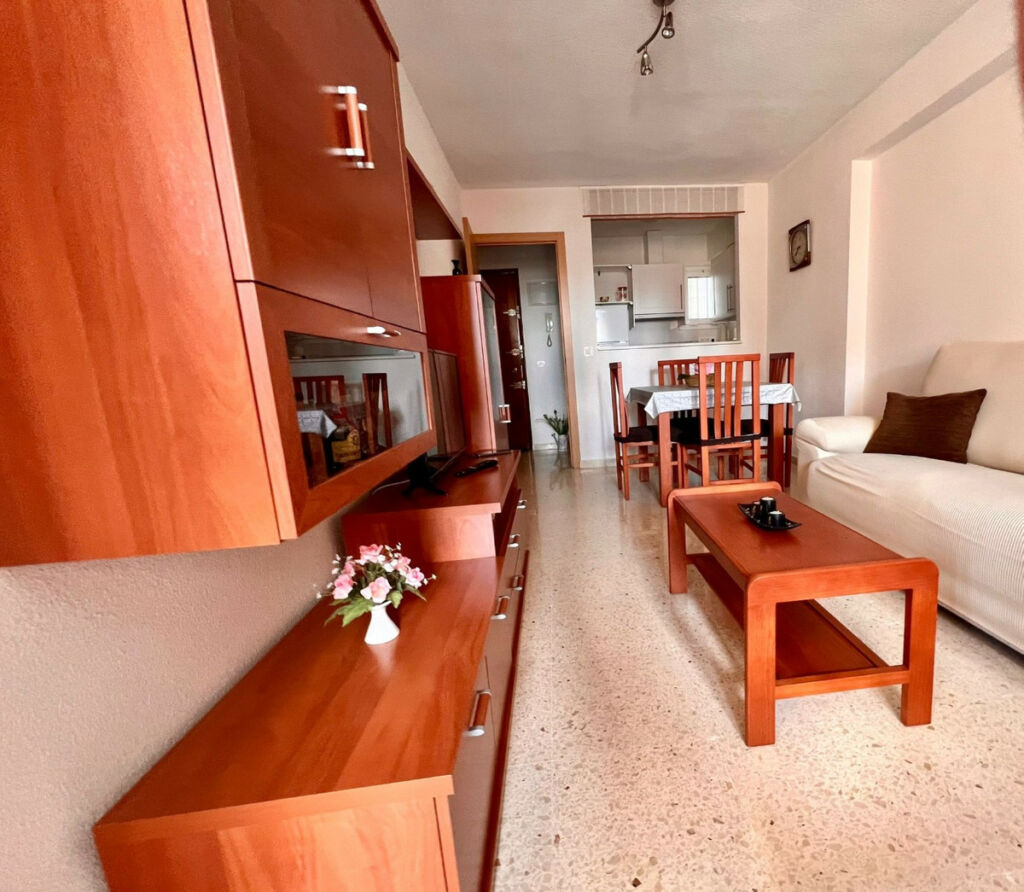 Middle Floor Apartment Benidorm Alicante - image 7
