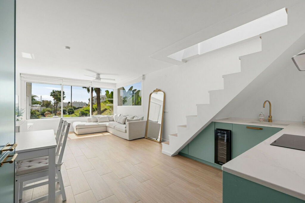 Penthouse Duplex Nueva Andalucía Málaga - image 7