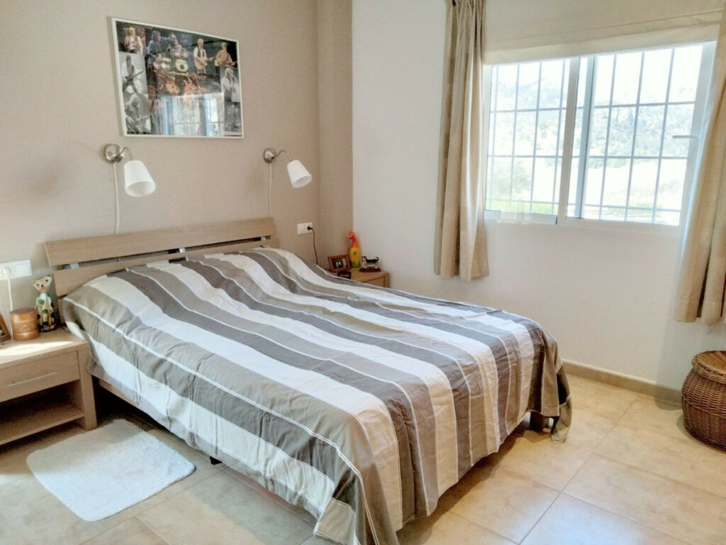 Detached Villa La Romana Alicante - image 7