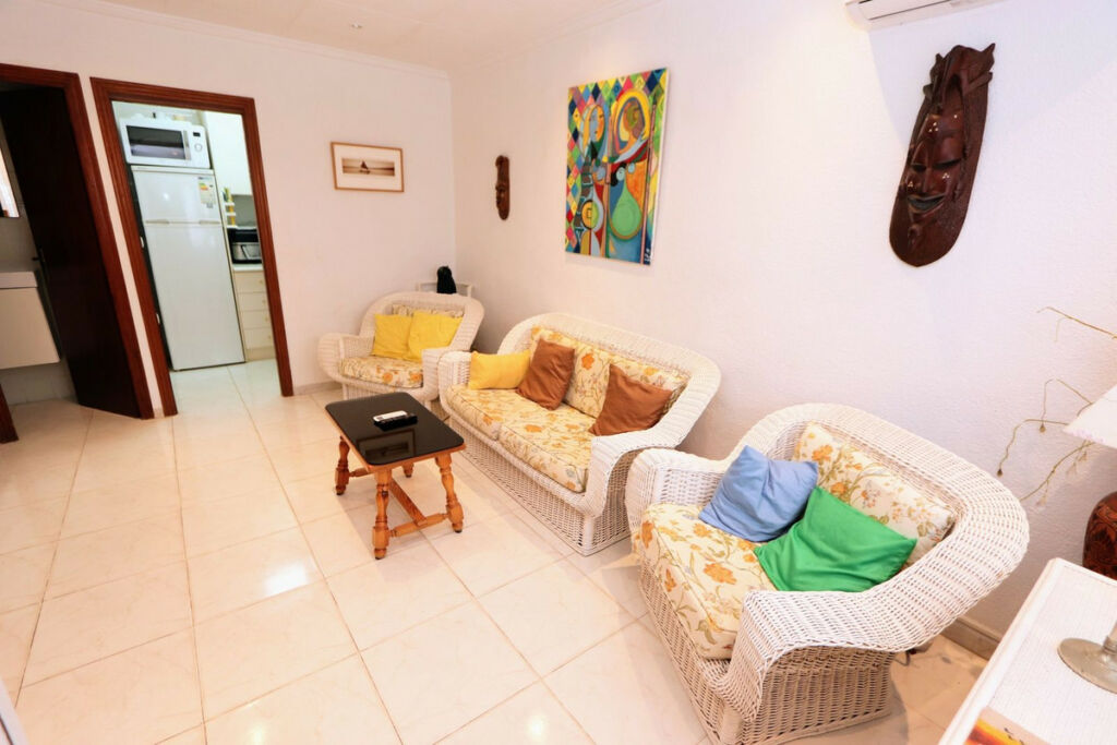 Townhouse Mil Palmeras Alicante - image 7