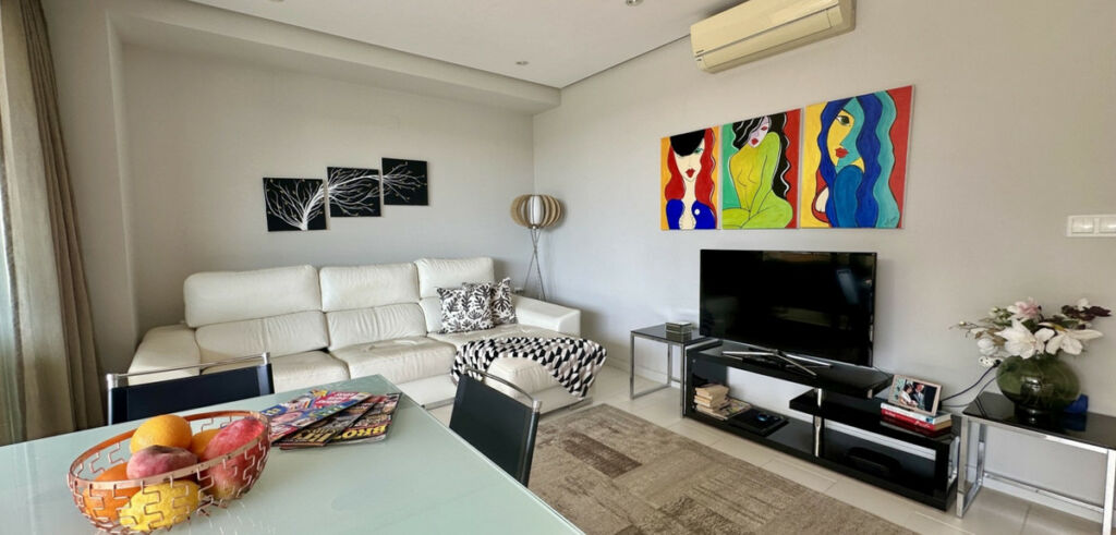 Ground Floor Apartment Villamartin Alicante - image 7
