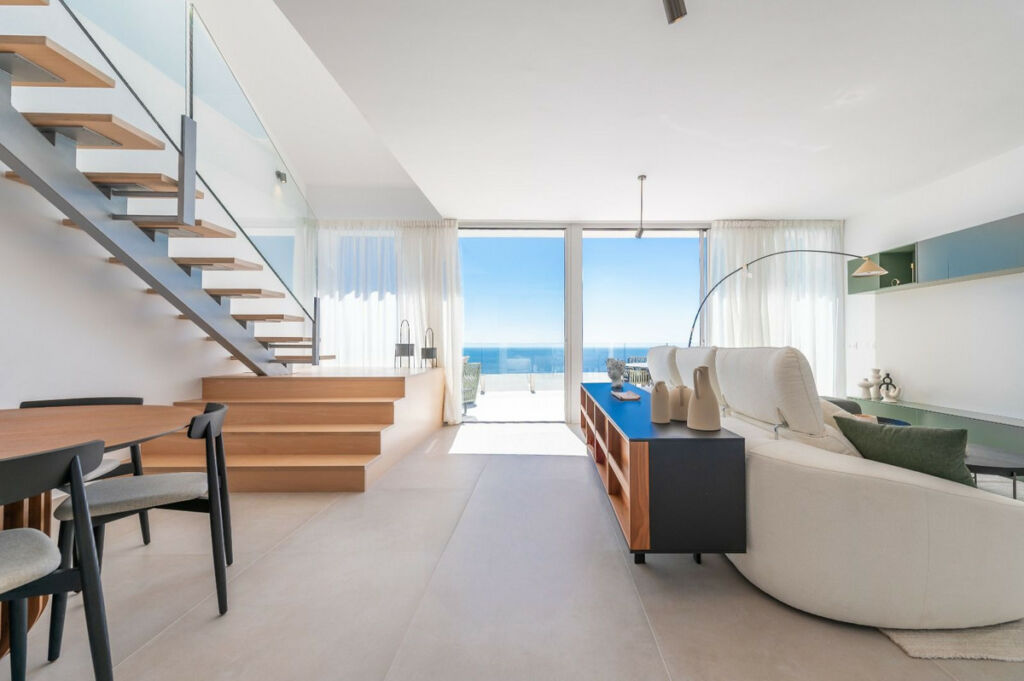 Penthouse Duplex Higueron Málaga - image 7