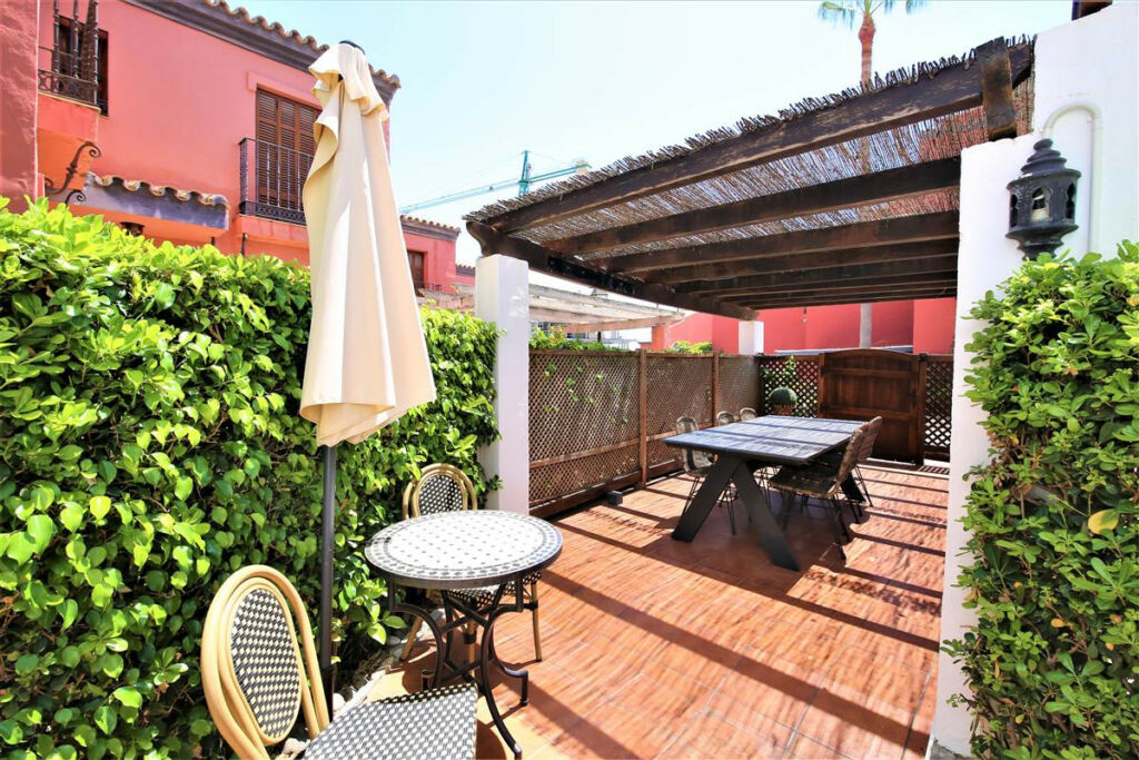 Semi-Detached House Estepona Málaga - image 7