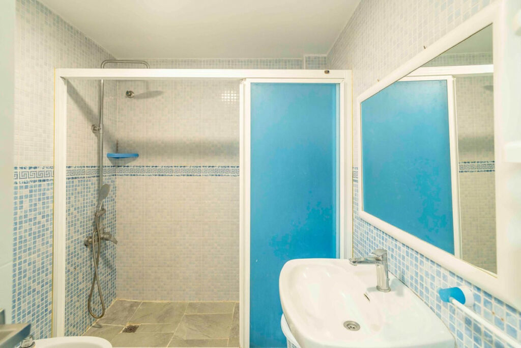 Middle Floor Apartment Fuengirola Málaga - image 8
