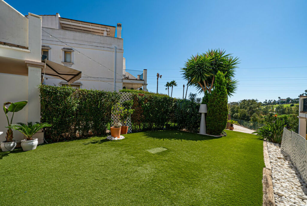 Semi-Detached House Estepona Málaga - image 7