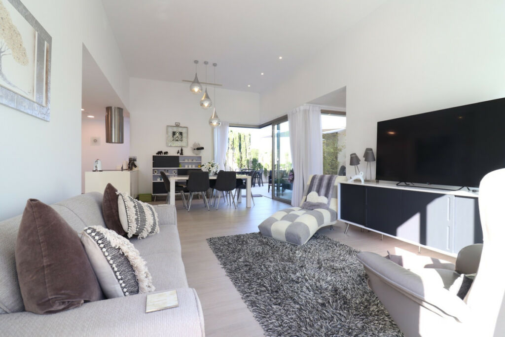 Detached Villa Benijofar Alicante - image 7