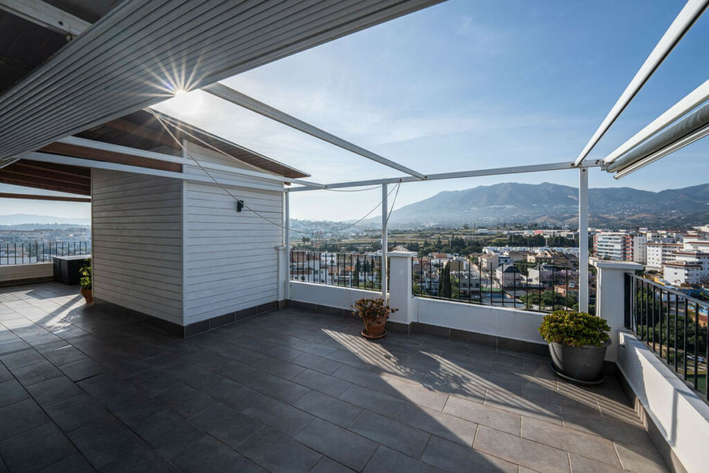 Penthouse Fuengirola Málaga - image 7