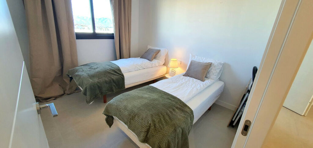 Middle Floor Apartment Calanova Golf Málaga - image 7