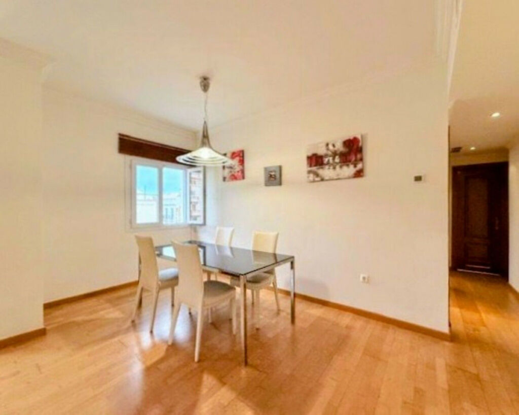 Middle Floor Apartment Málaga Málaga - image 8