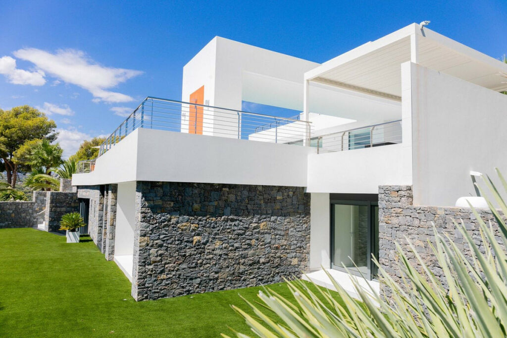 Detached Villa Moraira Alicante - image 7