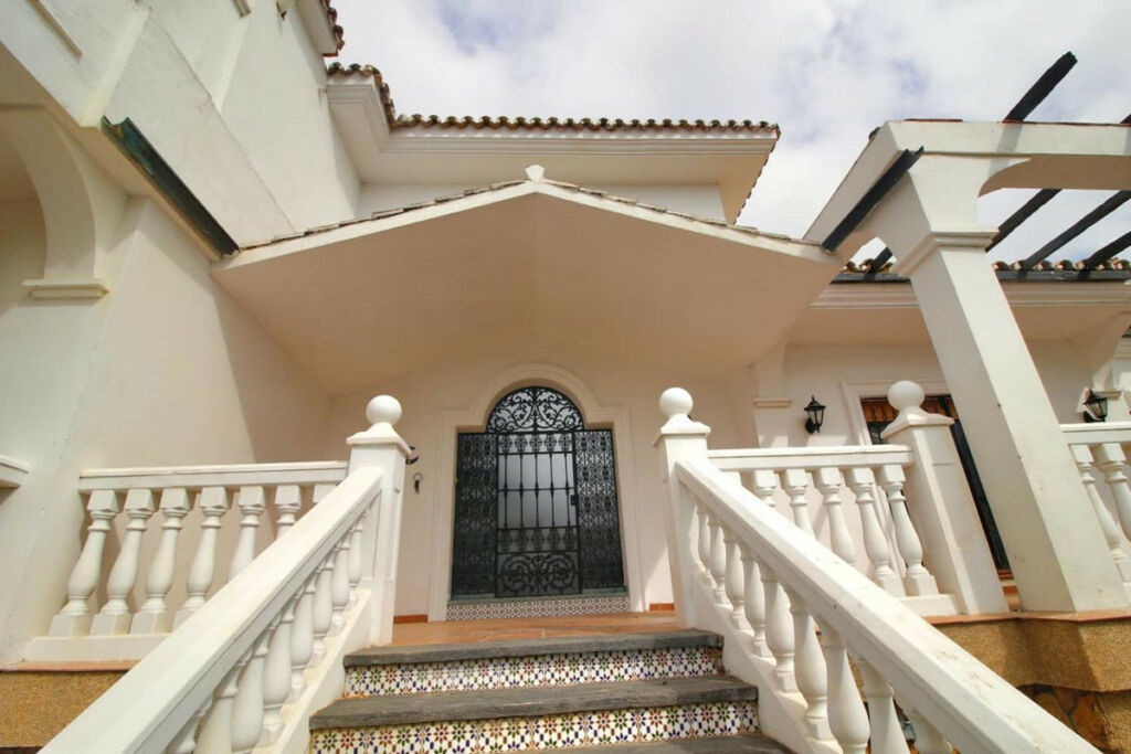 Detached Villa Benalmadena Málaga - image 7