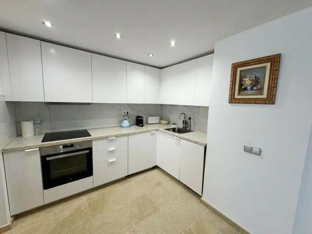 Ground Floor Apartment Benahavís Málaga - image 7
