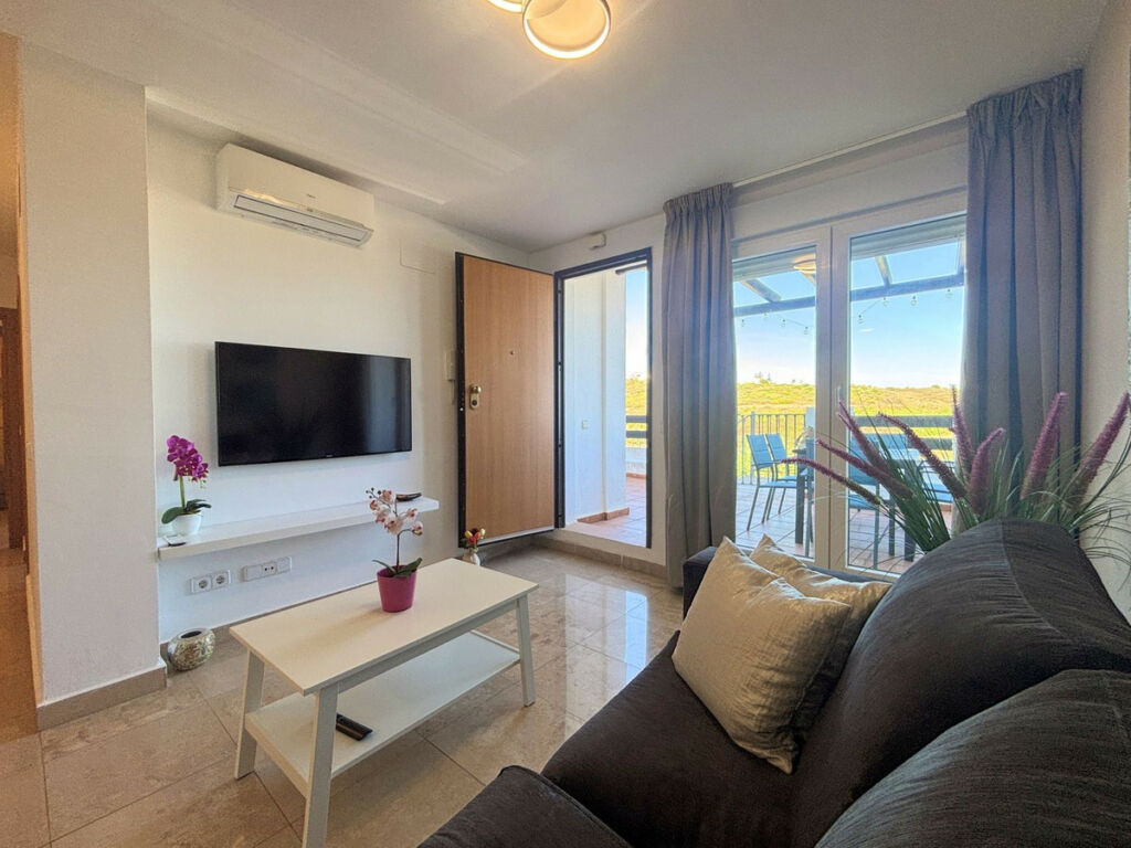 Ground Floor Apartment La Duquesa Málaga - image 7