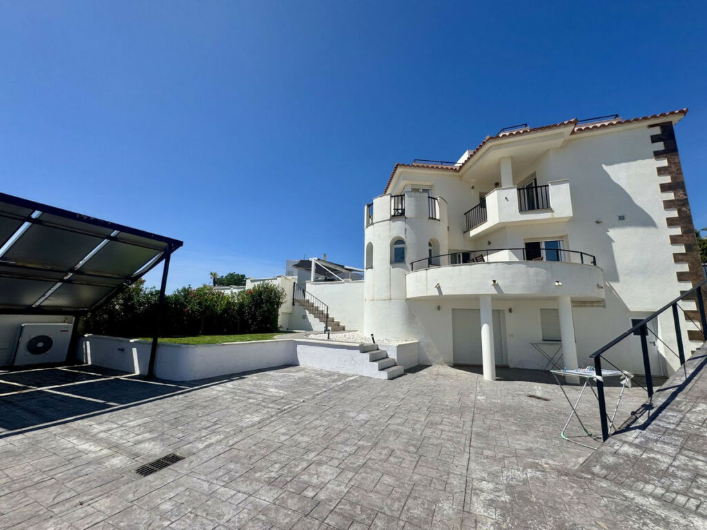 Detached Villa Estepona Málaga - image 70