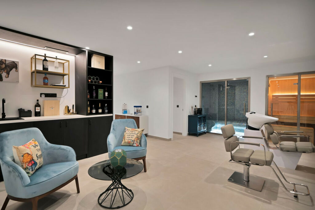 Detached Villa Benahavís Málaga - image 70