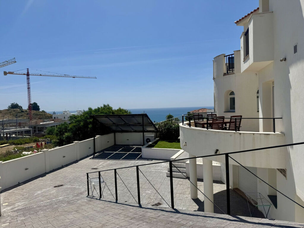 Detached Villa Estepona Málaga - image 71