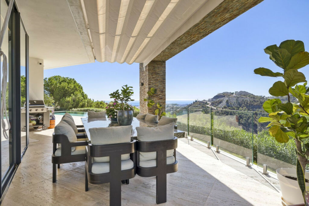 Detached Villa El Madroñal Málaga - image 76