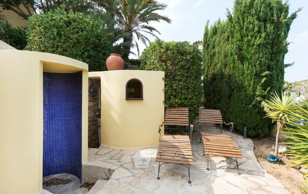 Detached Villa Cumbre del Sol Alicante - image 8