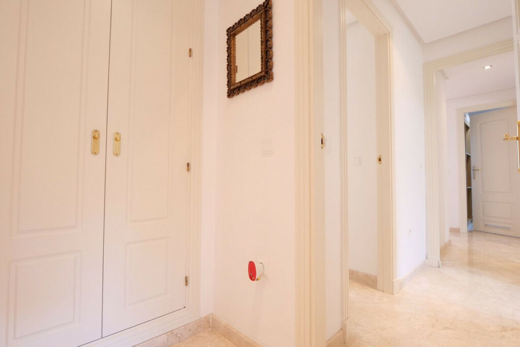 Penthouse La Mairena Málaga - image 8
