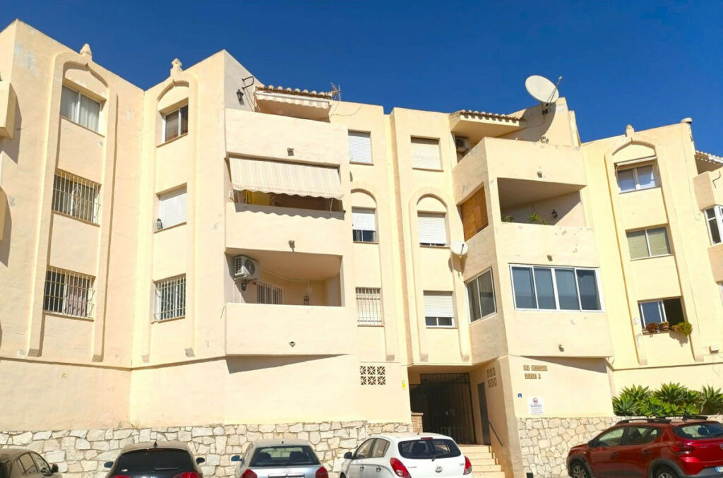 Ground Floor Apartment Riviera del Sol Málaga - image 8