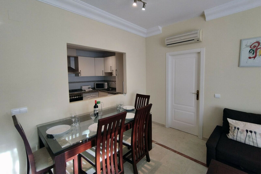 Ground Floor Apartment Estepona Málaga - image 8