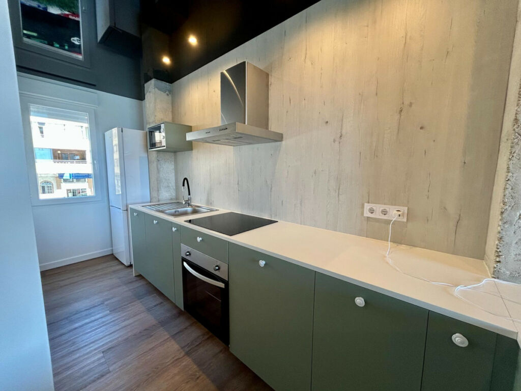 Middle Floor Apartment Torrevieja Alicante - image 8