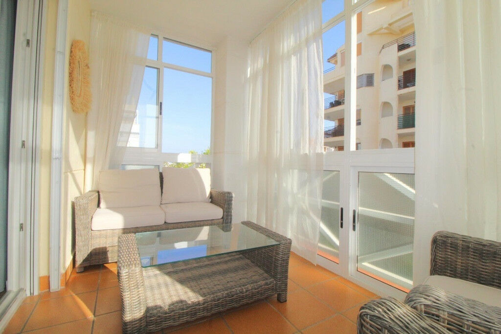 Middle Floor Apartment La Veleta Alicante - image 8