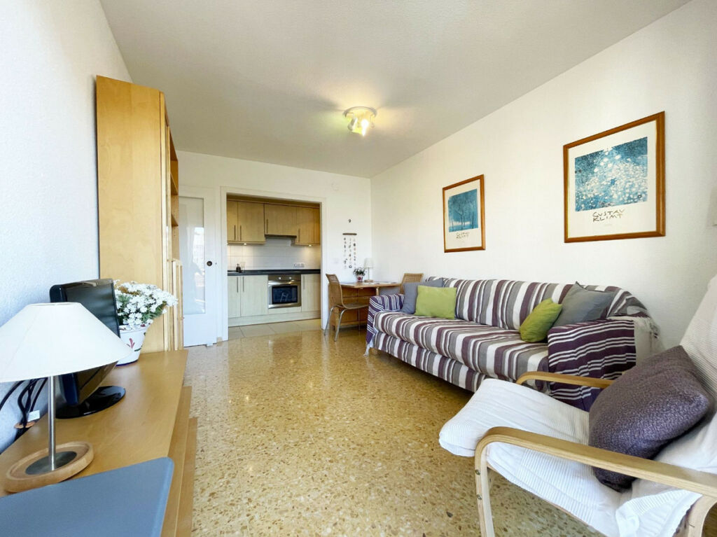 Middle Floor Apartment Calpe Alicante - image 8