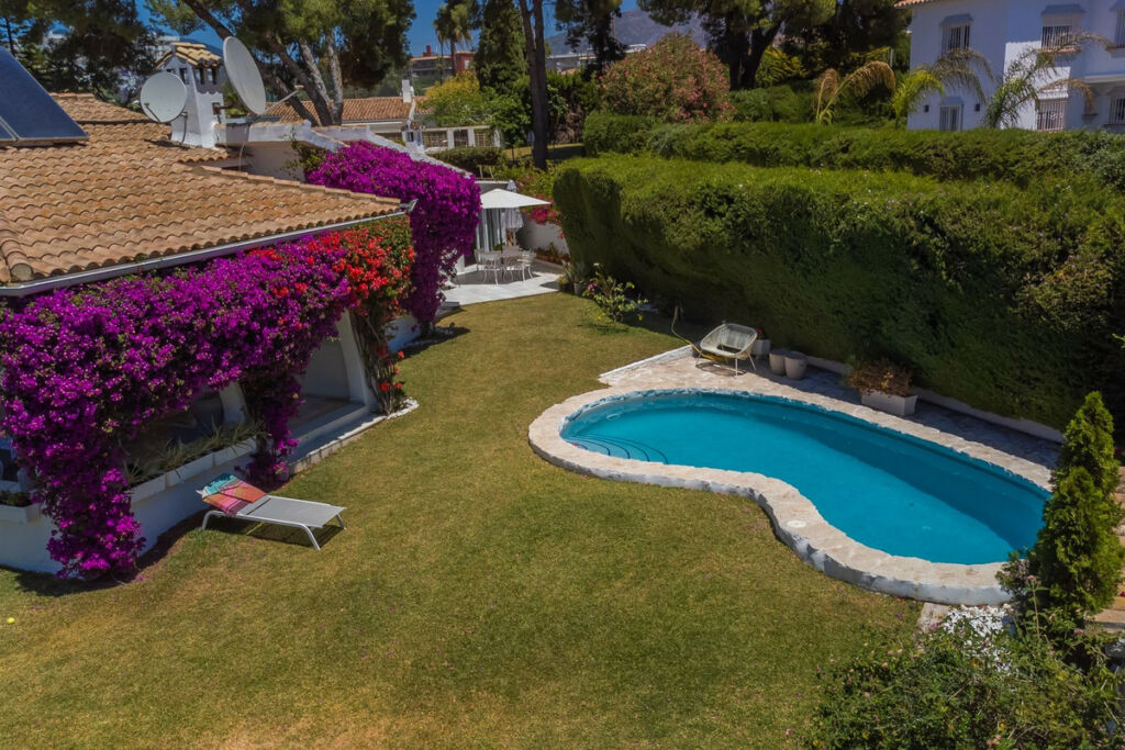 Detached Villa Guadalmina Alta Málaga - image 8