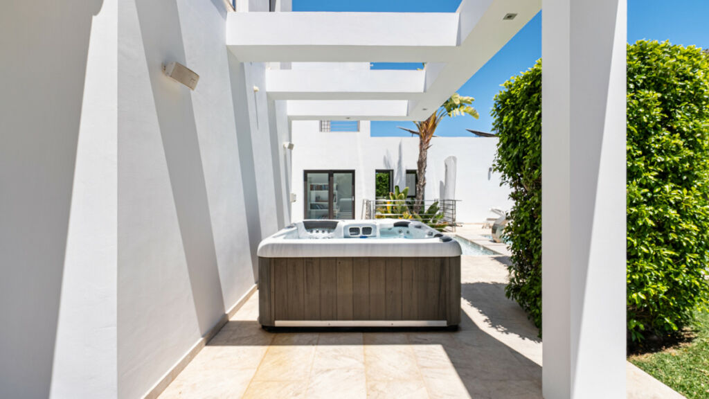 Detached Villa Javea Alicante - image 8