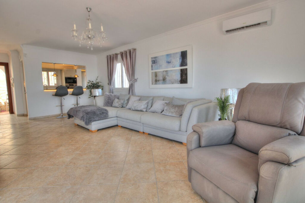 Detached Villa La Cala Málaga - image 8