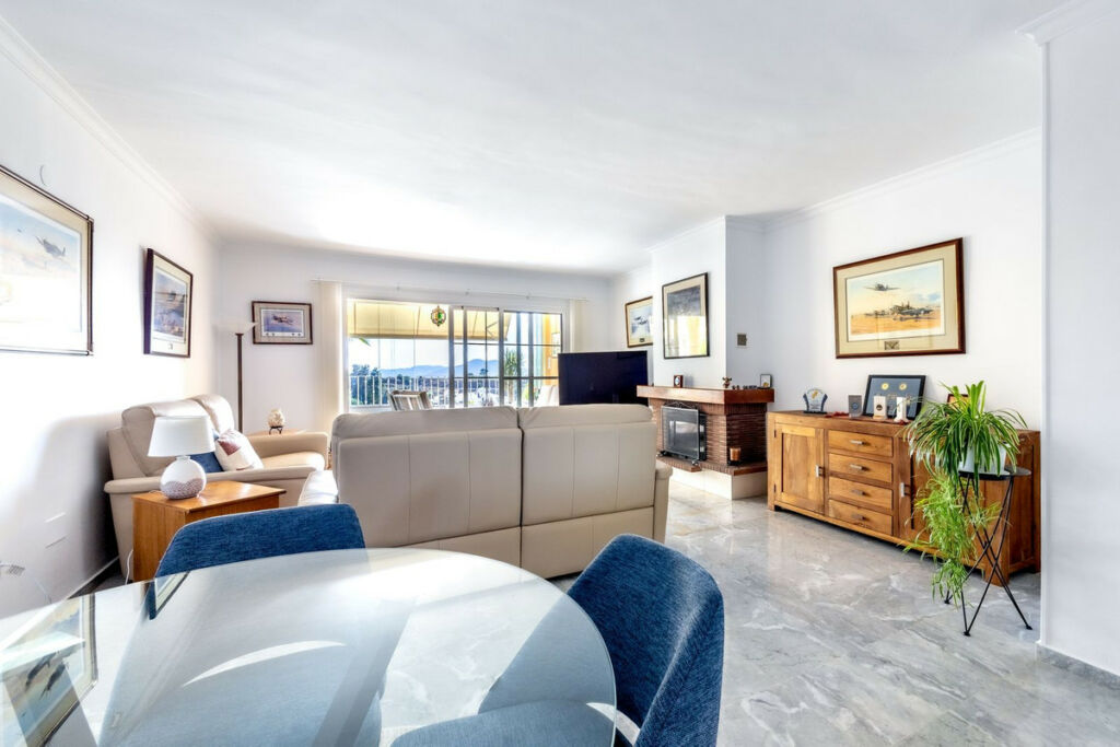 Ground Floor Apartment Alhaurin Golf Málaga - image 8