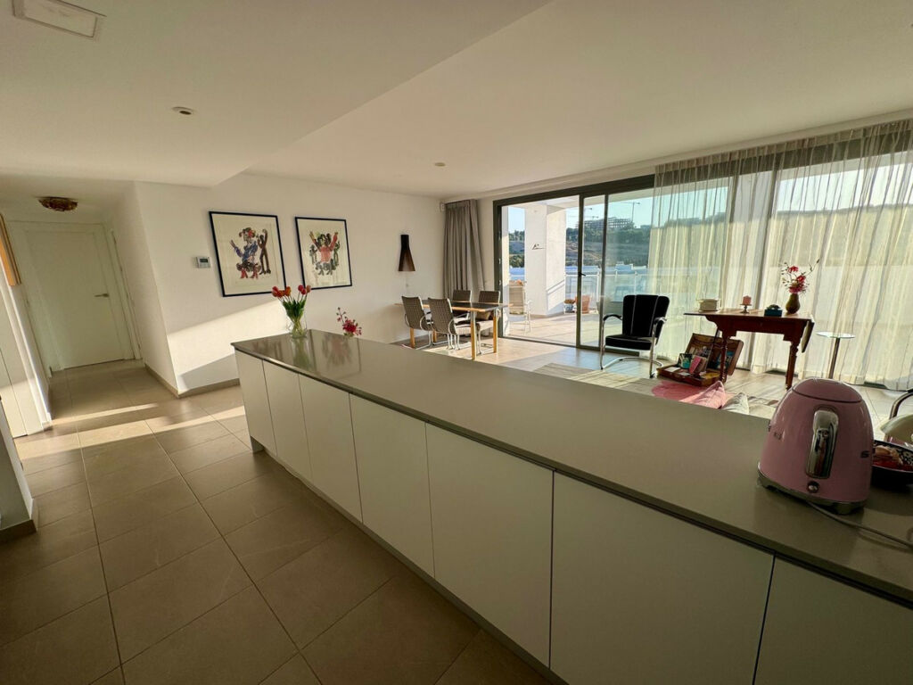 Penthouse Casares Málaga - image 8