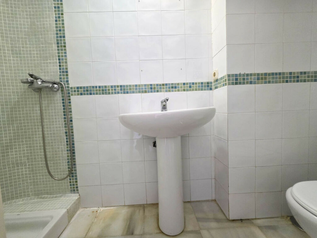 Duplex La Duquesa Málaga - image 8