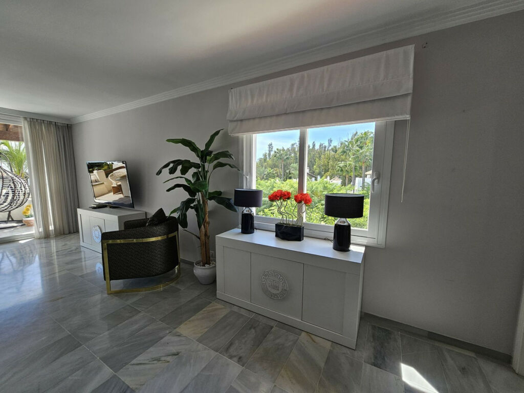 Penthouse Estepona Málaga - image 8