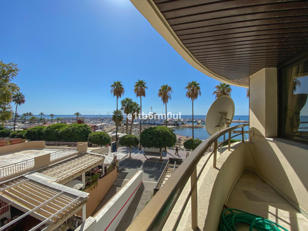 Middle Floor Apartment Marbella Málaga - image 8