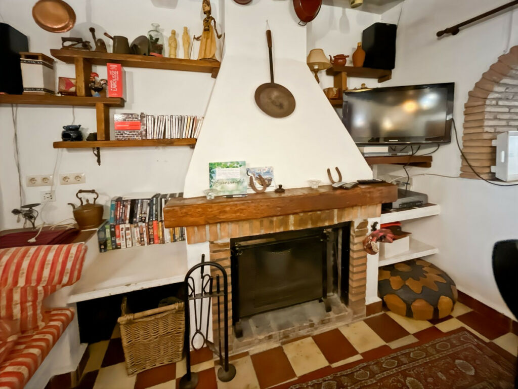 Semi-Detached House Comares Málaga - image 8