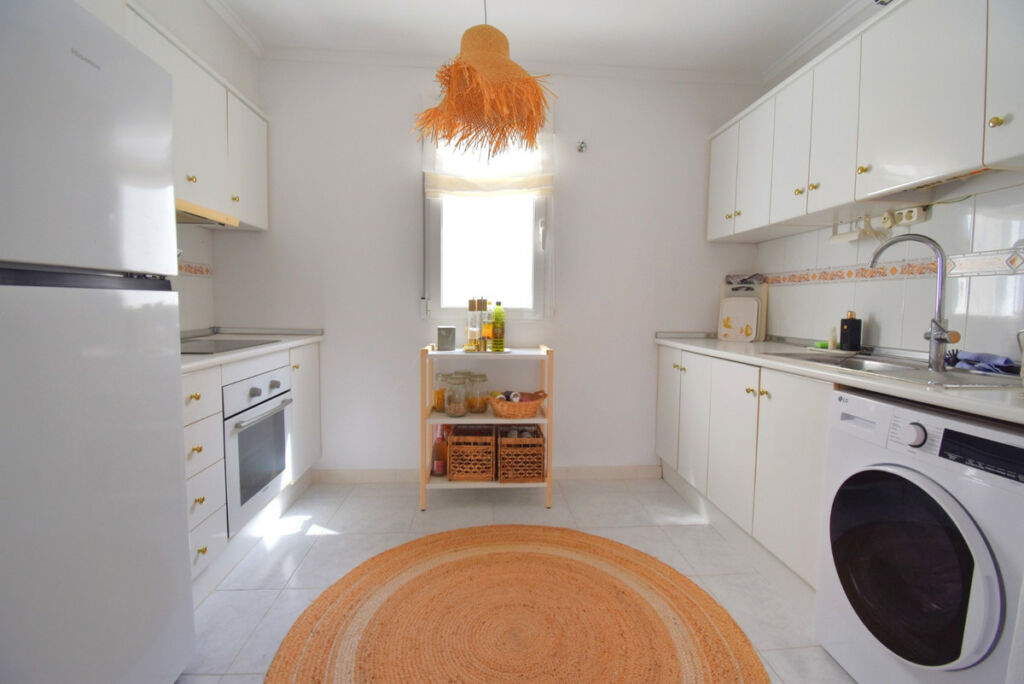 Ground Floor Apartment La Florida Alicante - image 8