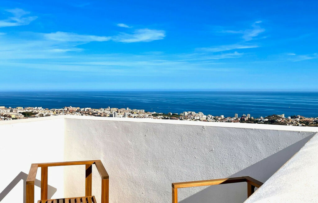 Penthouse Duplex Benalmadena Málaga - image 8