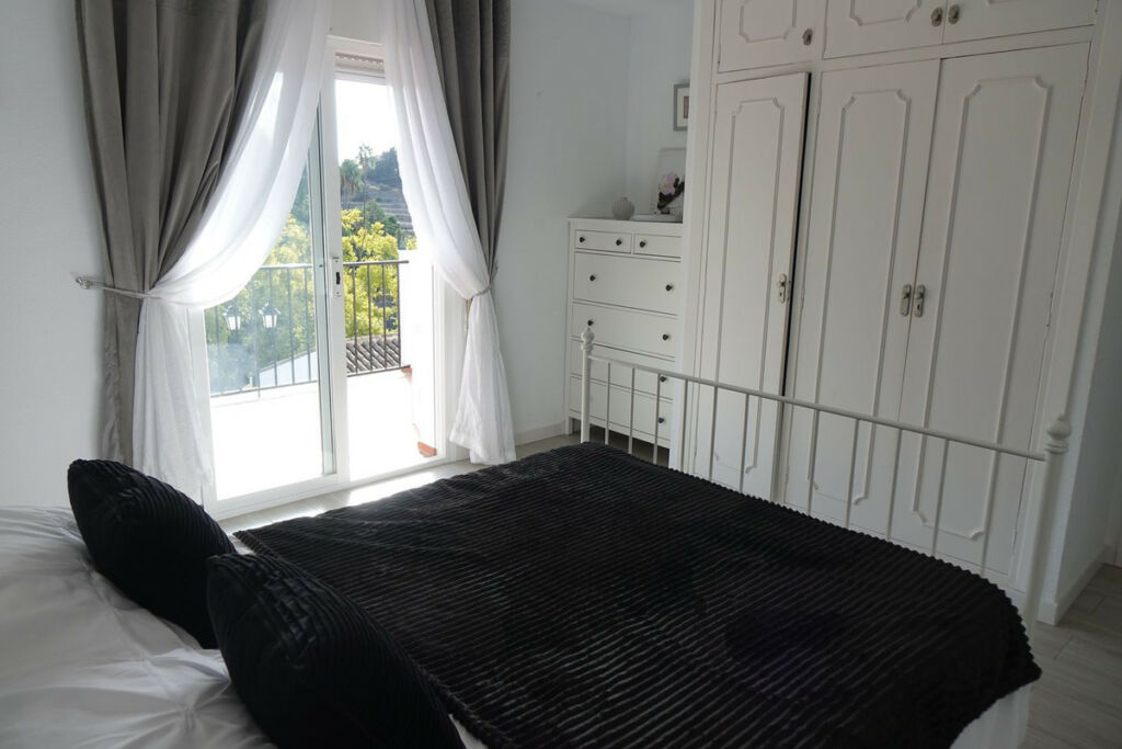 Middle Floor Apartment Mijas Málaga - image 8
