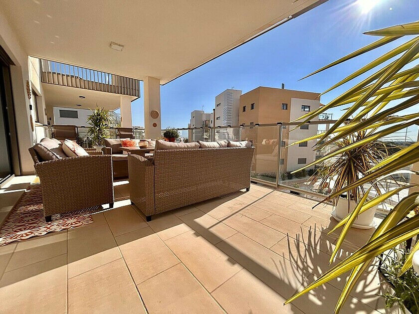 Ground Floor Apartment Villamartin Alicante - image 8