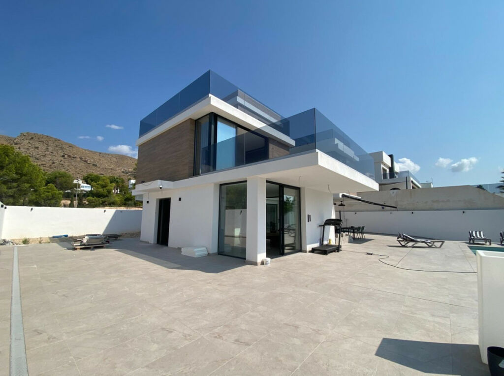 Bungalow Finestrat Alicante - image 8