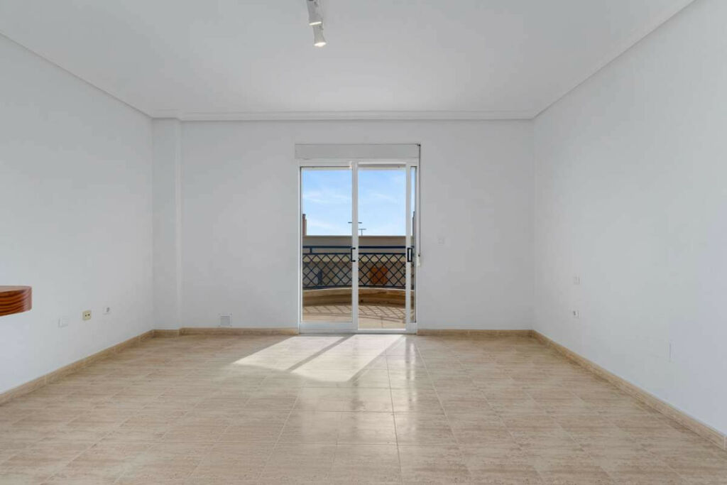Ground Floor Studio Arenales del Sol Alicante - image 8