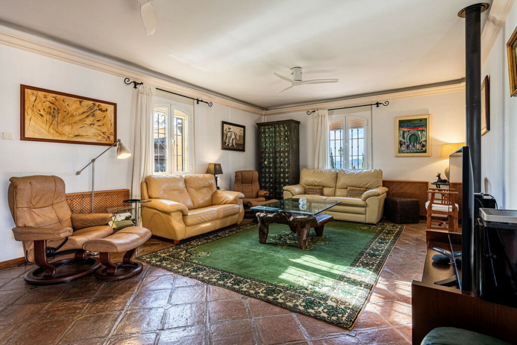 Detached Villa Alhaurín de la Torre Málaga - image 8
