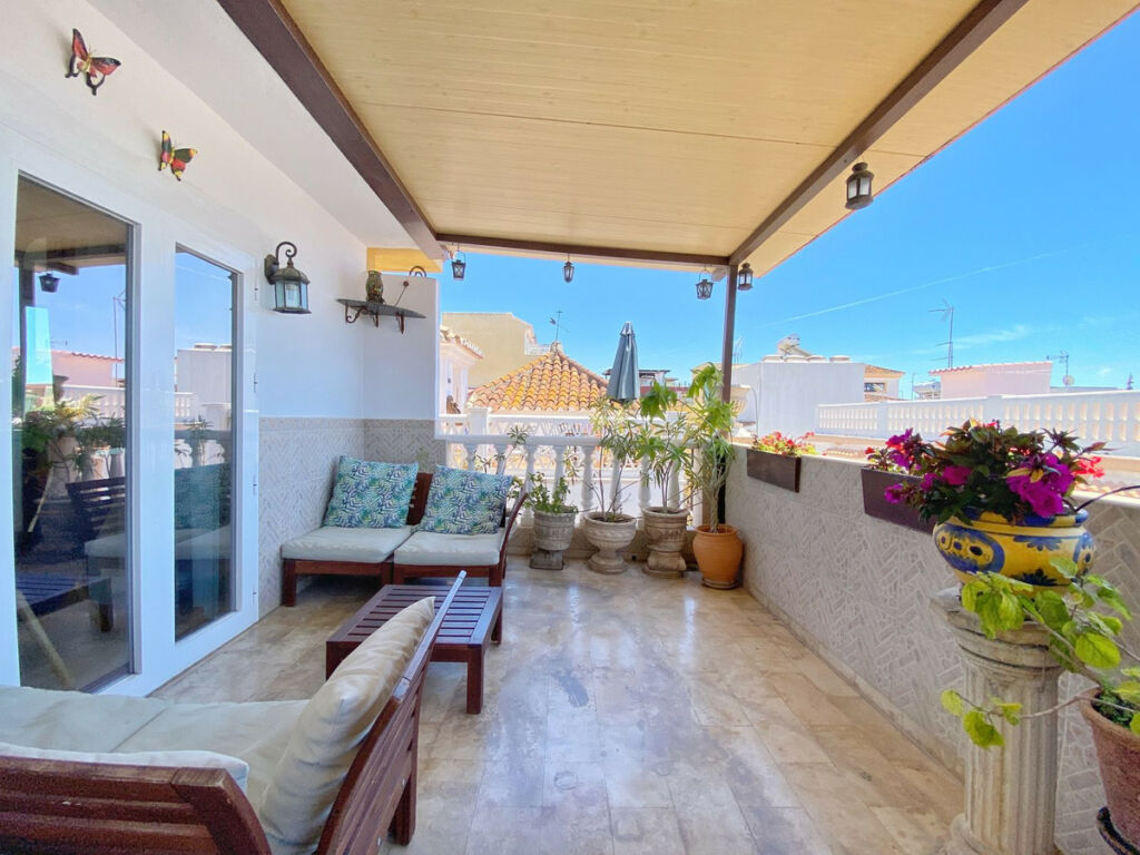 Top Floor Apartment Marbella Málaga - image 8