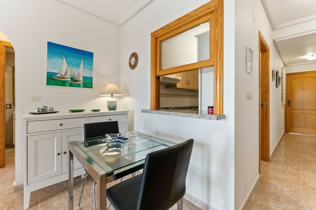 Middle Floor Apartment Campoamor Alicante - image 8