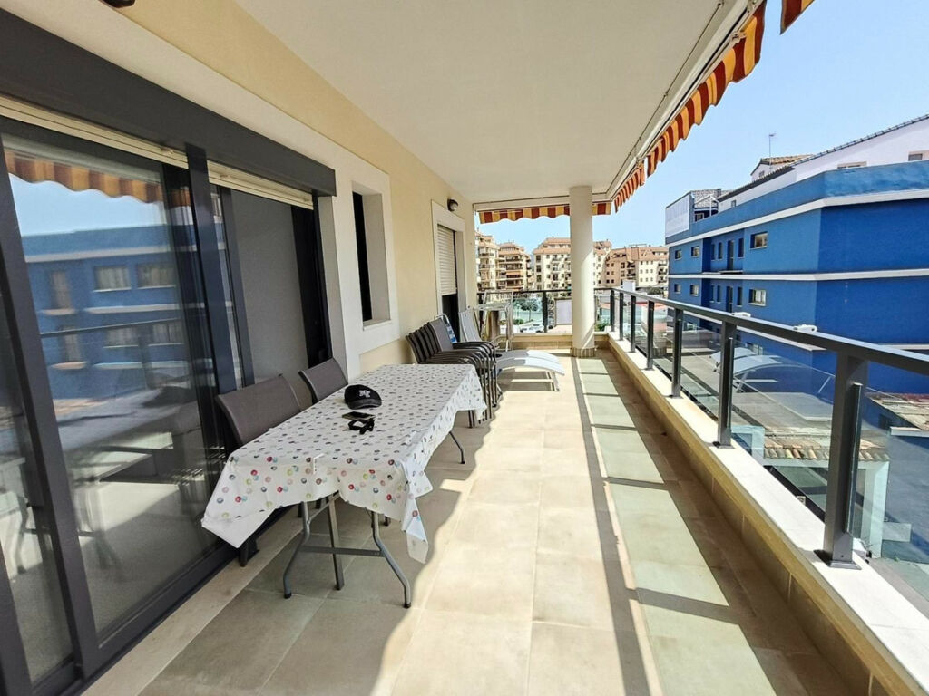 Middle Floor Apartment San Luis de Sabinillas Málaga - image 8