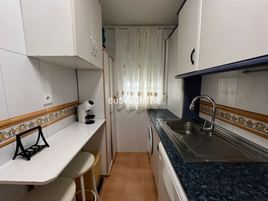 Ground Floor Apartment Fuengirola Málaga - image 8
