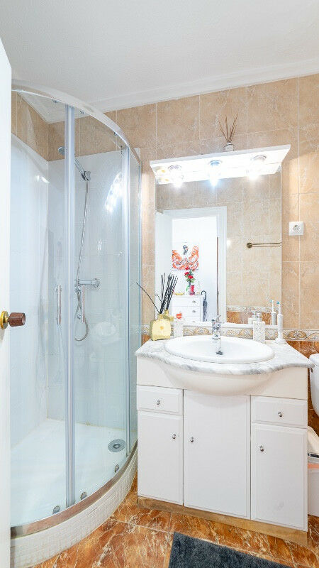 Middle Floor Apartment Punta Prima Alicante - image 8