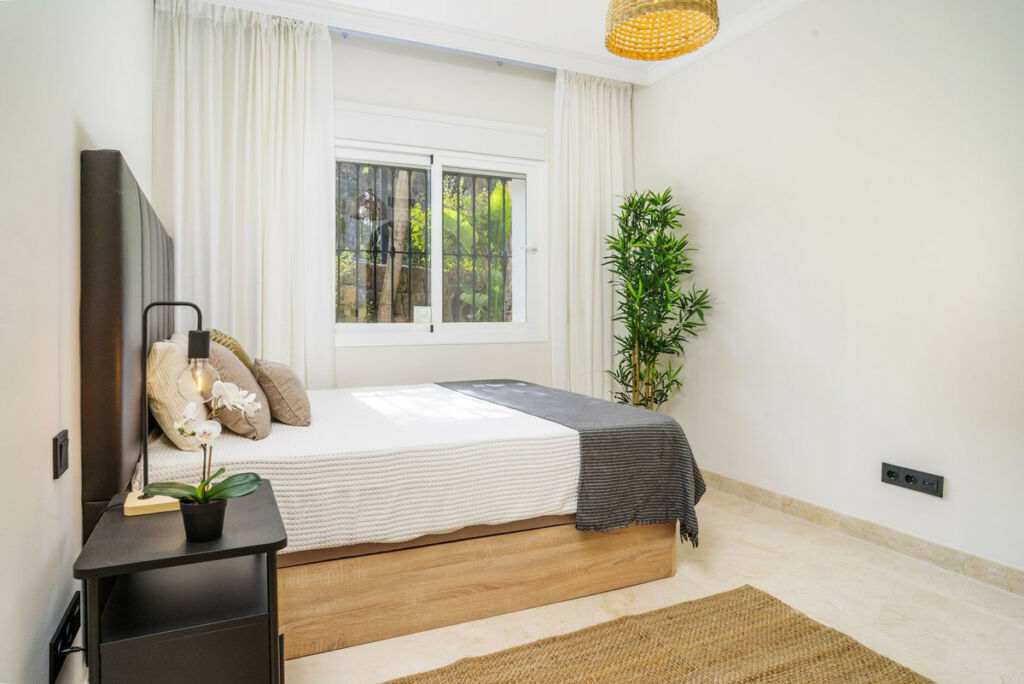 Ground Floor Apartment Marbella Málaga - image 8